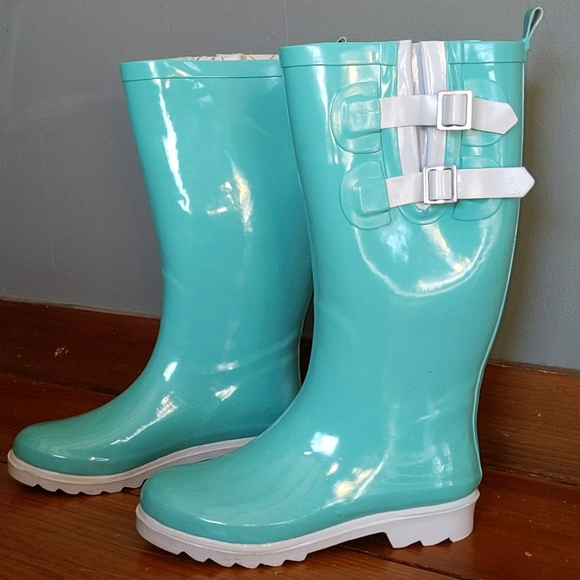 Henry Ferrera Shoes - EUC Tiffany Blue Henry Ferrera Rain Boots 9